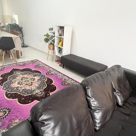 Homestay Near Plaza Tol Bandar Ainsdale Labu エクステリア 写真